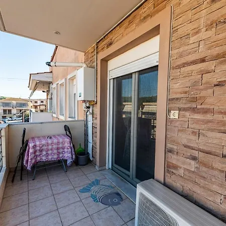 2br Balcony Retreat In Quiet Area Washer Self Check-in Διαμέρισμα