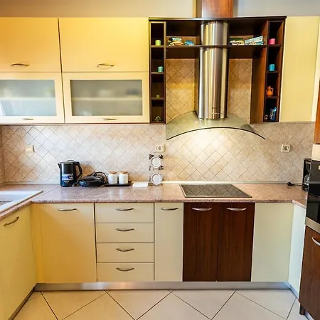 2br Balcony Retreat In Quiet Area Washer Self Check-in * Ταγαράδες