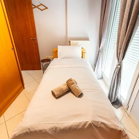 2br Balcony Retreat In Quiet Area Washer Self Check-in 아파트 *